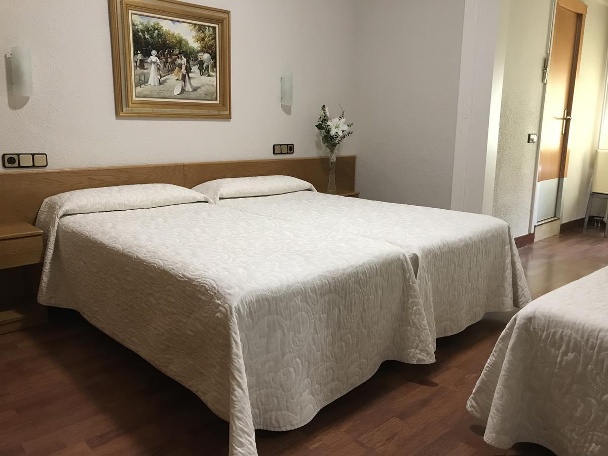 Hotel Pelayo Барселона Екстер'єр фото